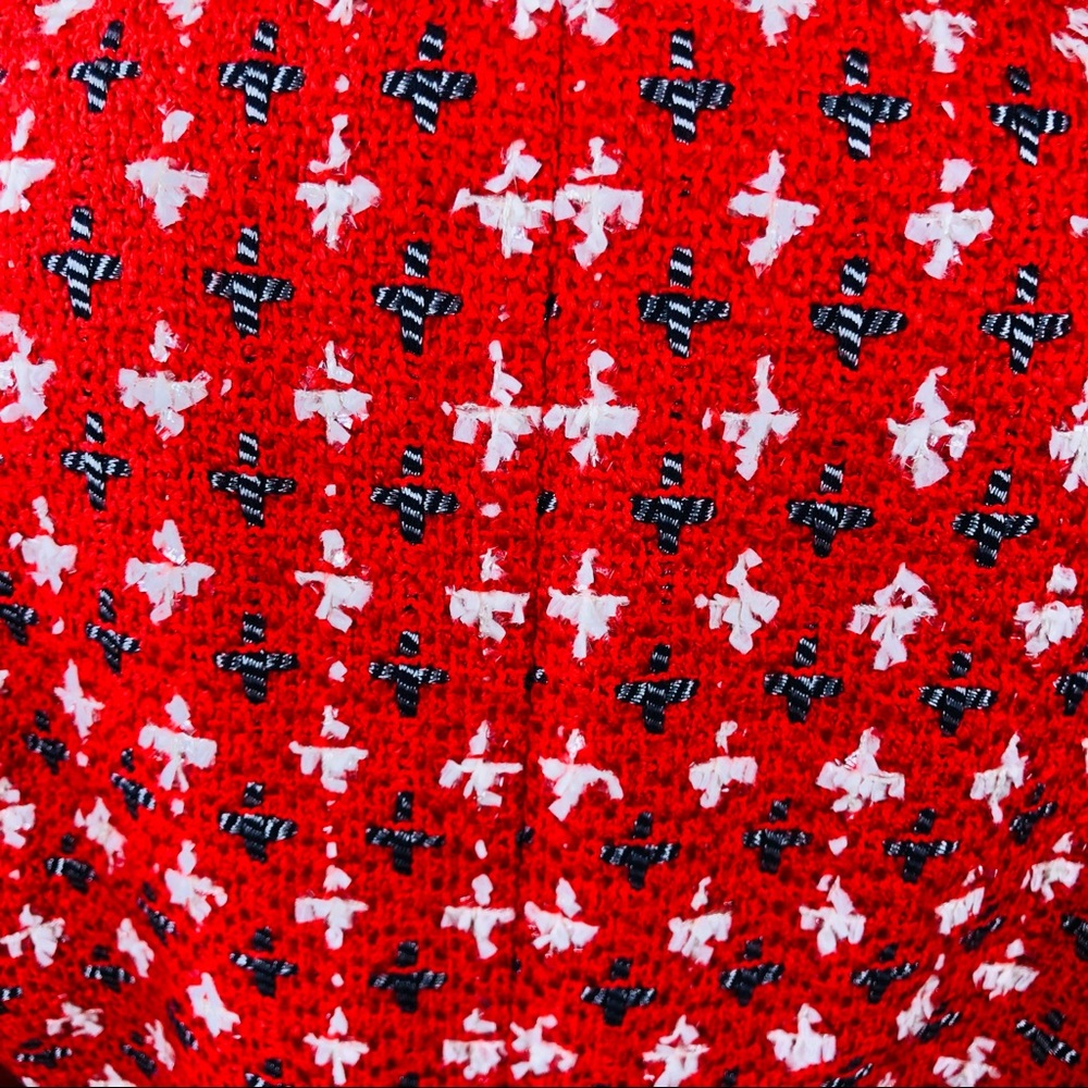 Doncaster multicolored red, white, black & silver metallic thread skirt suit szM - Picture 8 of 15